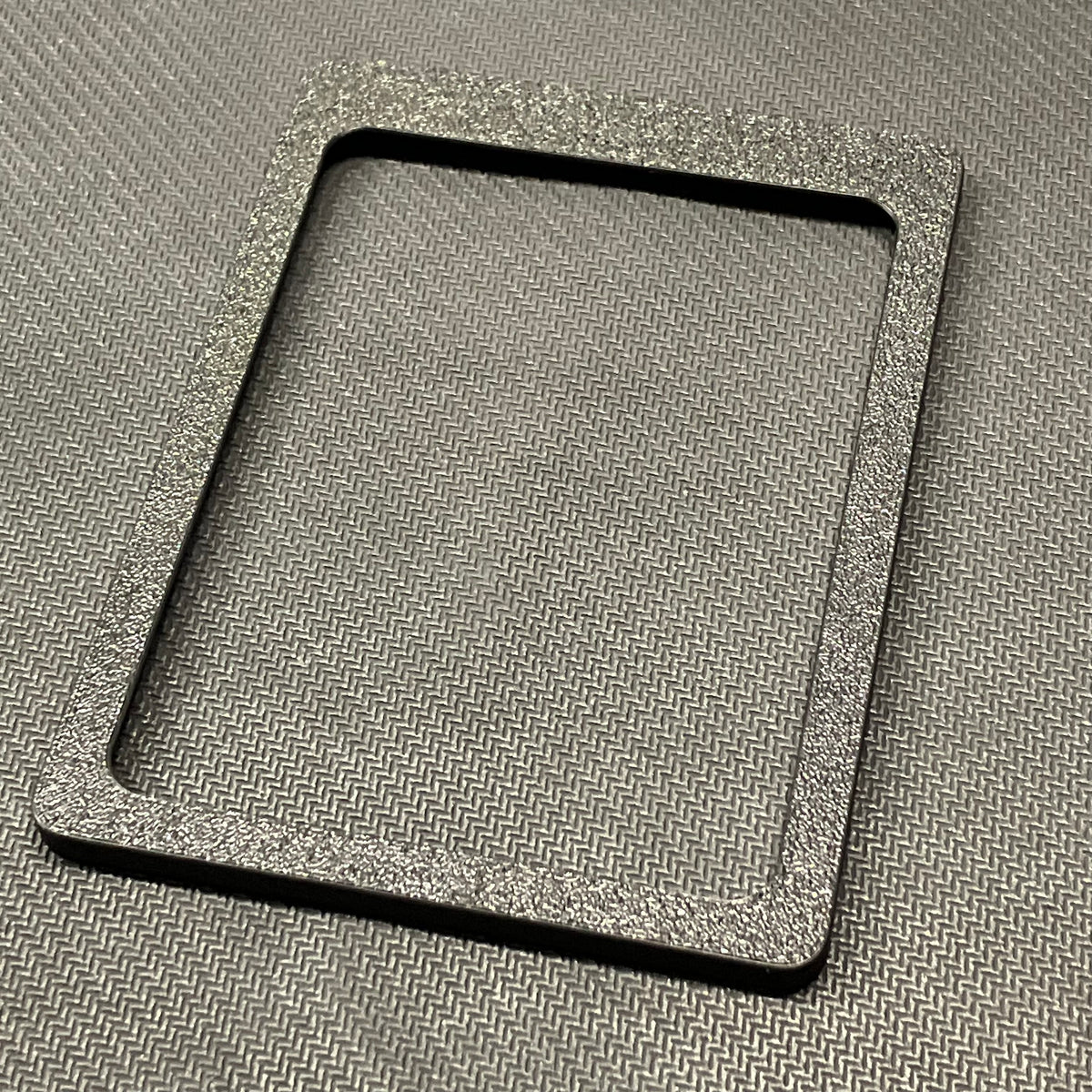 Toploader Holder