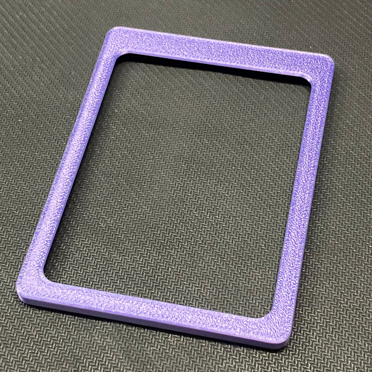 Toploader Holder