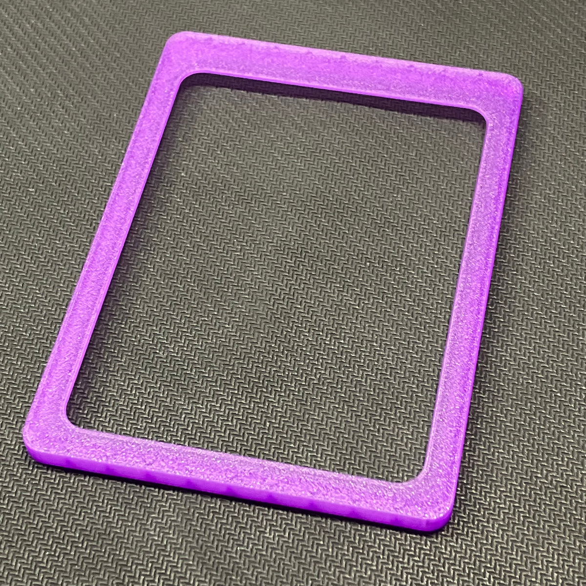 Toploader Holder