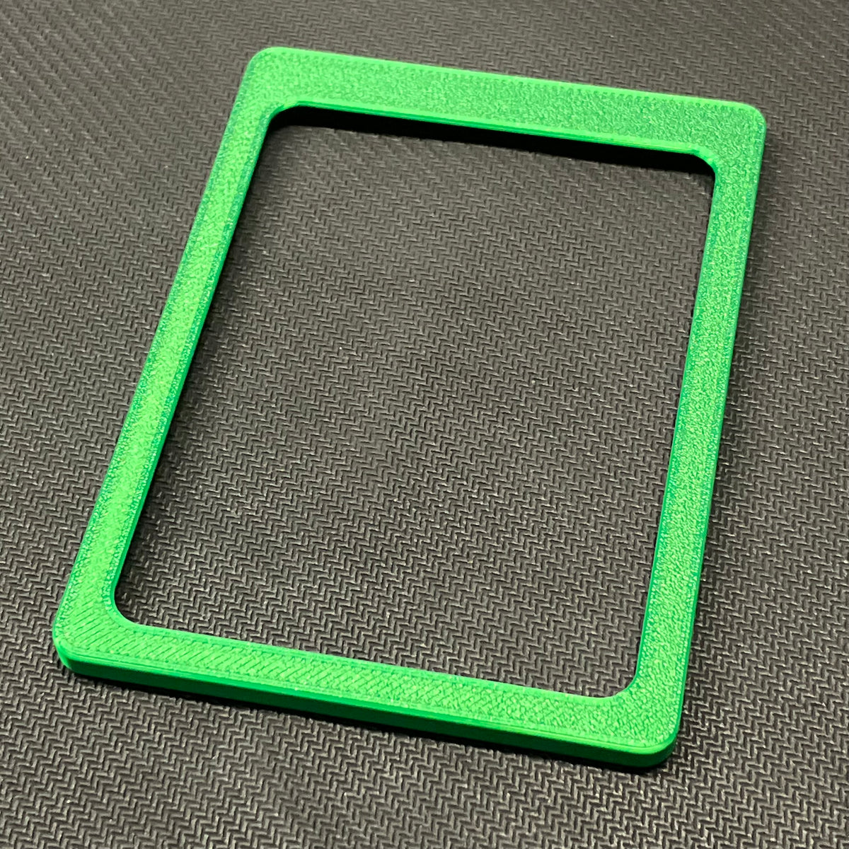 Toploader Holder