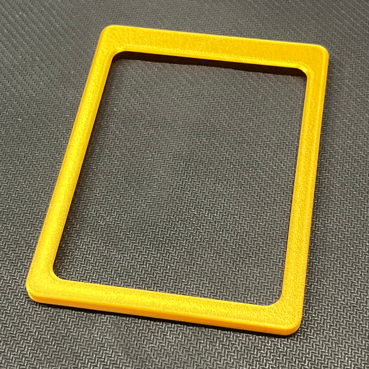 Toploader Holder